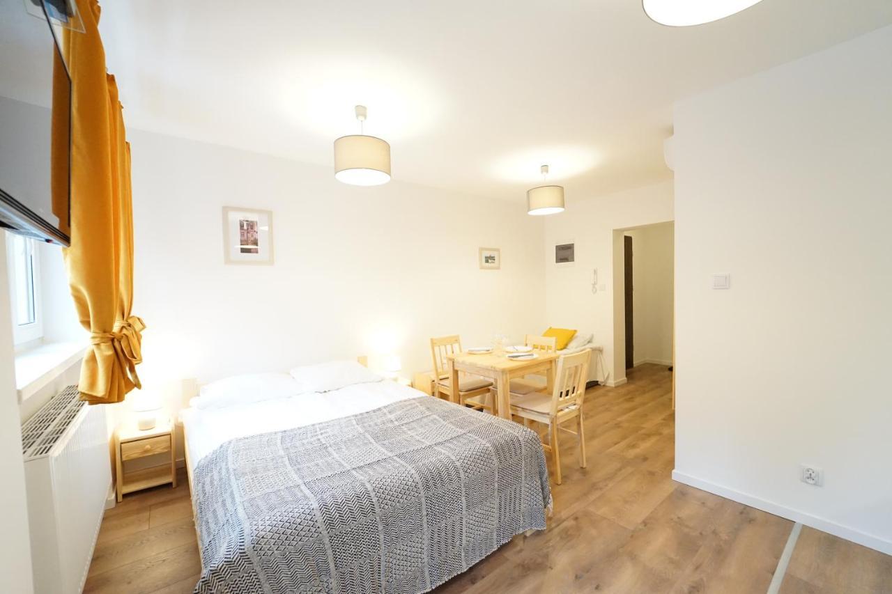 Apartamenty Everysky - Jeleniogorska 1A ชกลาร์สกา ปอเรมบา ภายนอก รูปภาพ